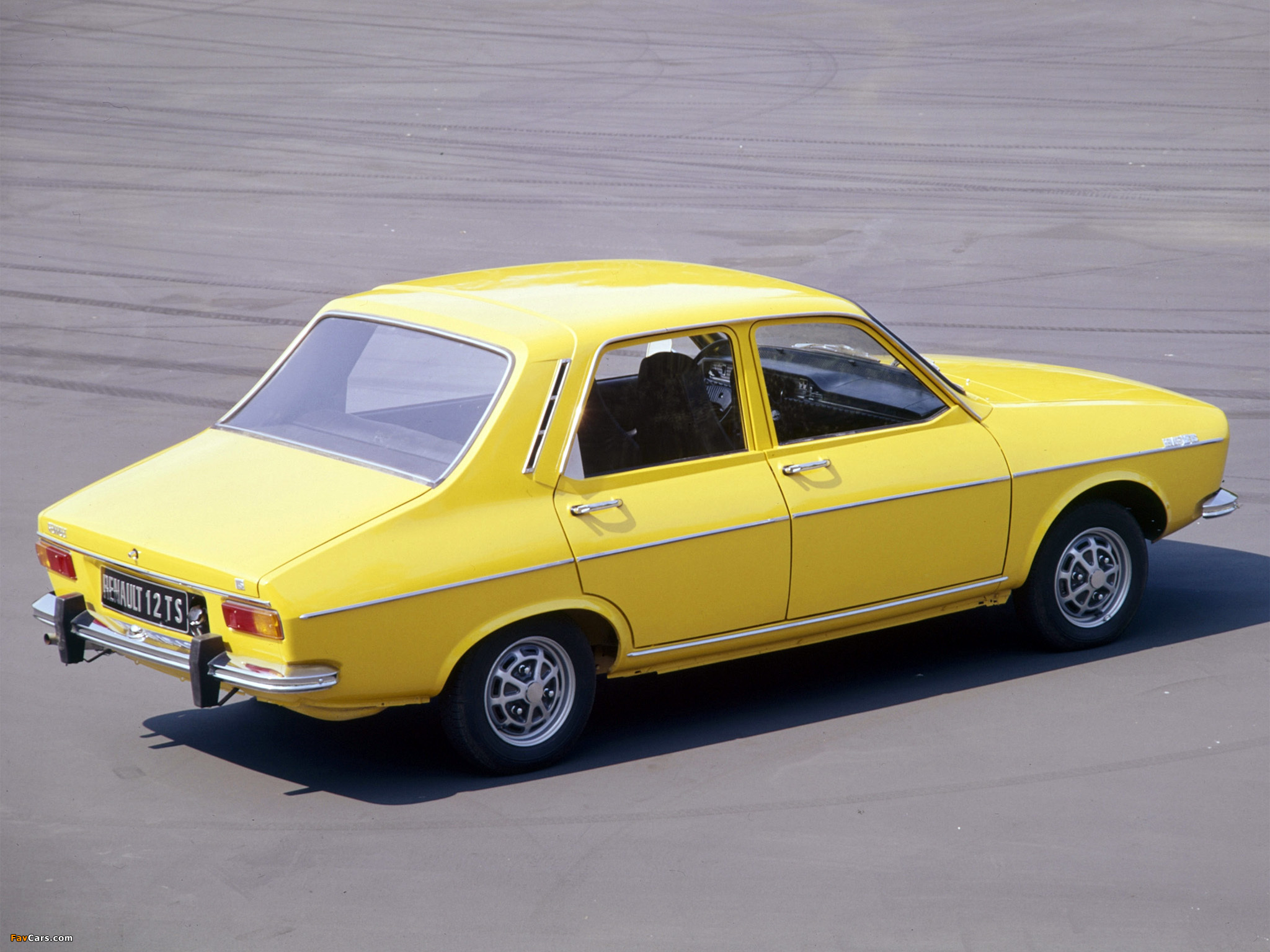 Pictures of Renault 12 TS 1972–75 (2048 x 1536)
