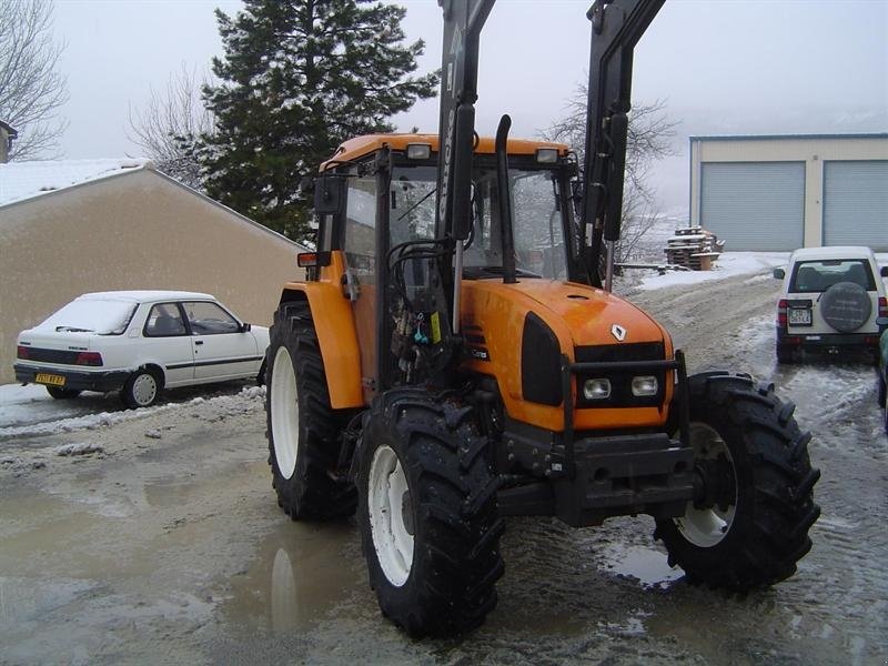 ... .pl :: Maszyna używana Renault CERES 345 X Ciągnik - Sprzedany