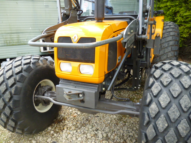 SOLD !! RENAULT PALES 210 TRACTOR WITH LOADER for sale - FNR Machinery