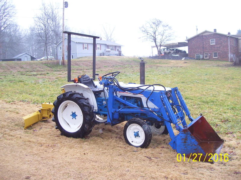 Satoh ST2000 Tractor with Front End Loader | Farm Farm Equipment in ...