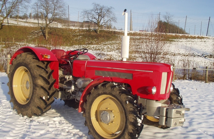 Schlüter S 900 | Riedesser Traktoren