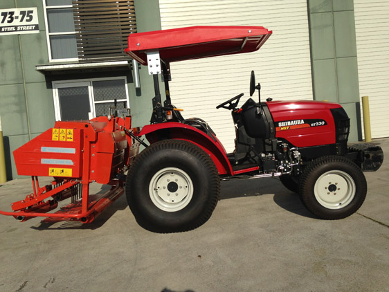 Shibaura ST333 Compact Tractor - QTurf