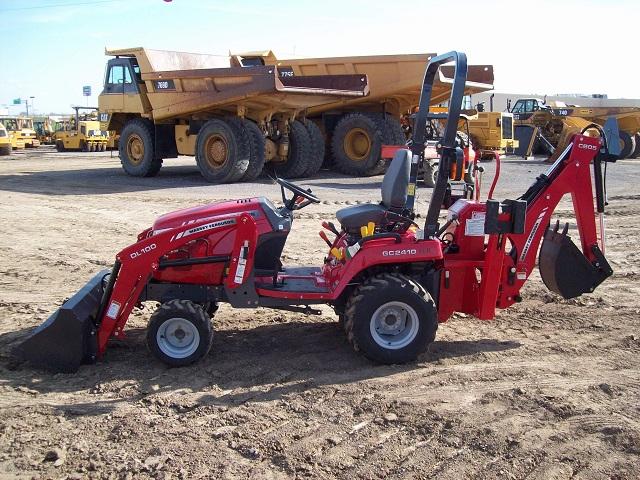 S44395-0002 - 2011 Massey Ferguson GC2410 TLB Tractor (Theft Recovery)