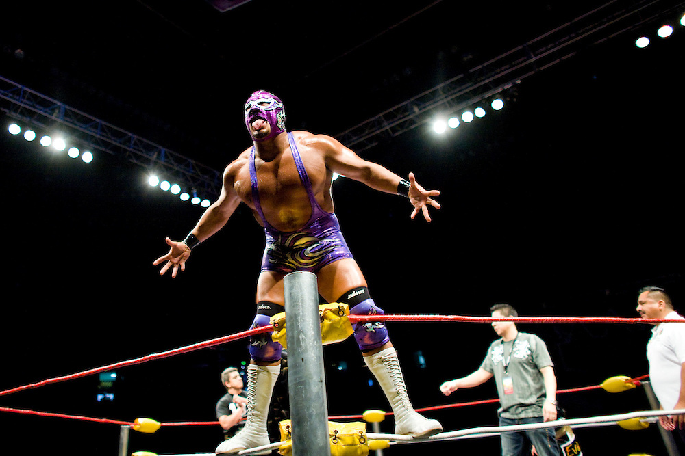 Silver King Wrestler Lucha_12.jpg max whittaker prime