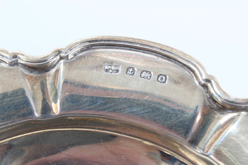 Lot 435 - King George VI silver 1937 Coronation commemorative ashtray ...