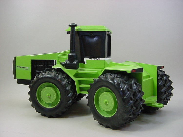Steiger Panther CP-1400 4 Wheel Drive Tractor