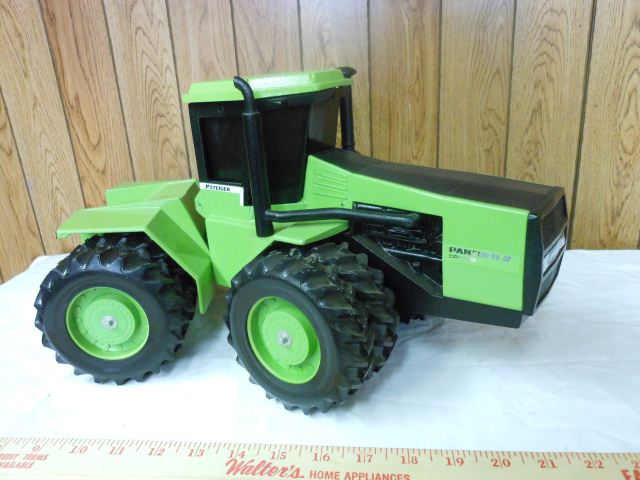 Lot # : 8340 - Steiger Panther CP-1400 Tractor