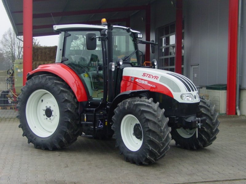 Steyr 4095 Multi Traktor - technikboerse.com