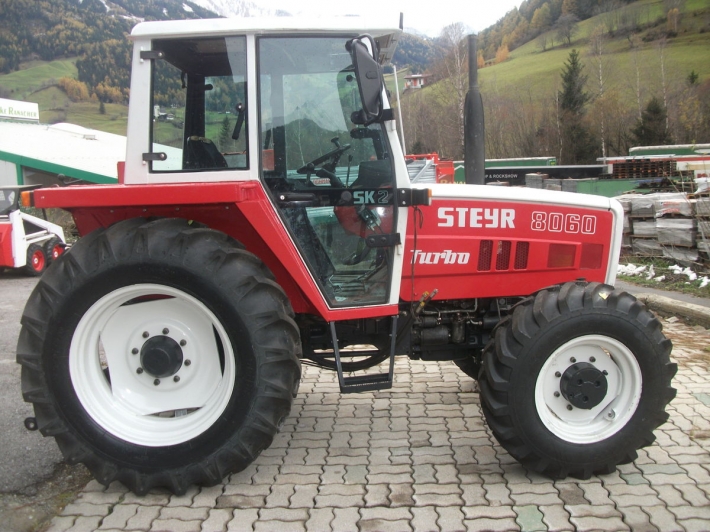 STEYR 8060 SK2 Specifications