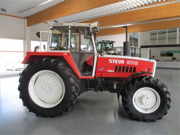 Steyr 8110, Bouwjaar: 1987 - Prijs: € 8.824 - Tweedehands tractoren ...