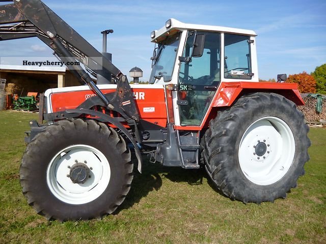 Steyr 8110 SK 2 1989 Agricultural Tractor Photo and Specs