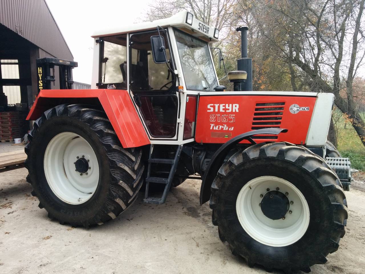 Steyr 8165