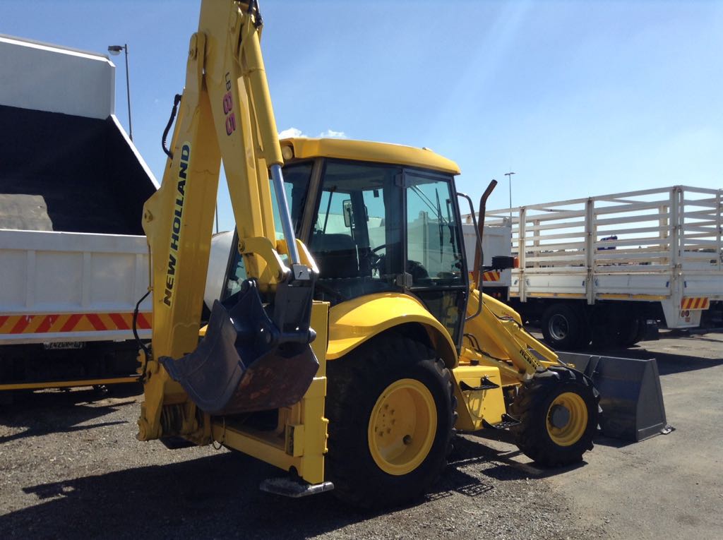 New Holland LB85 TLB for sale. Reference: 1107 from Clear List