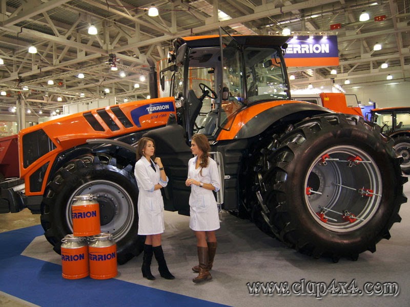 Tractors - Farm Machinery: Terrion ATM 7400