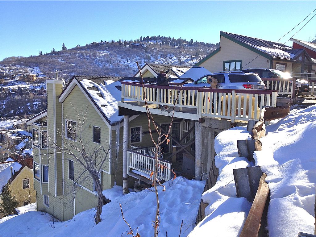 Ski In/OUT. Twin home Slps 23-24 on Park... - VRBO