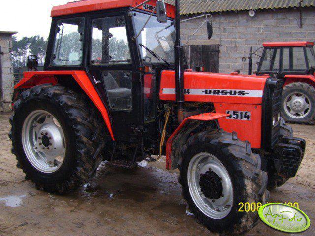 ... Ciągniki / Tractors > Traktory Ursus > Ursus 2802 - 8024 > Ursus 4514