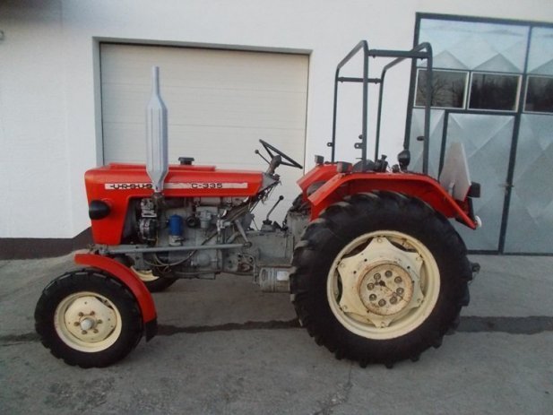Traktor Ursus C 335