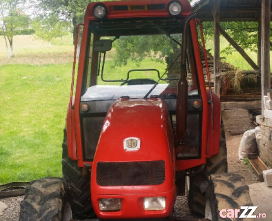 Tractor romanesc 4x4 utb universal 684 2003, 10.000 eur - CarZZ.ro