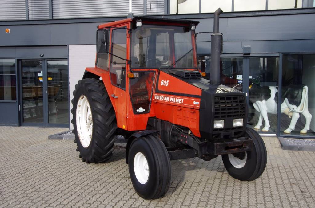 Valmet 605 - Tractors, Year of manufacture: 1984 - Mascus UK