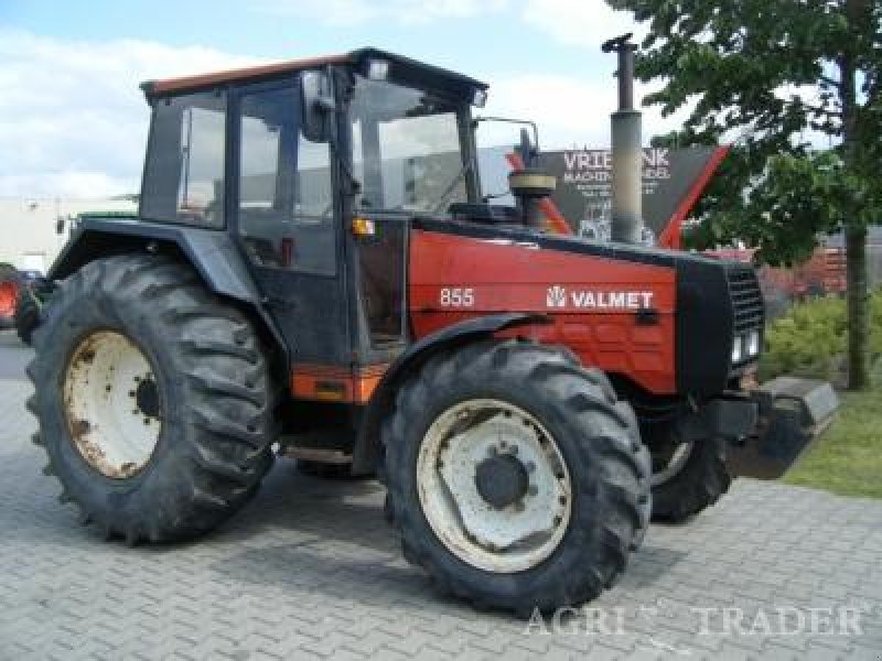 Valmet 855 Tractor - technikboerse.com