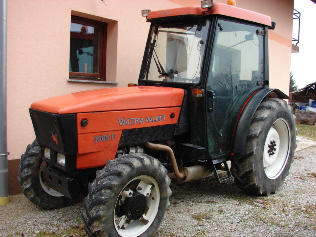 Traktor Valtra 3500 (31318) - Traktori - AgroKlub.com