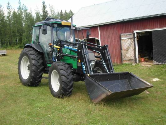 Traktorit ja koneet - Valtra a-65 + isme 120 - pottupellossa.fi