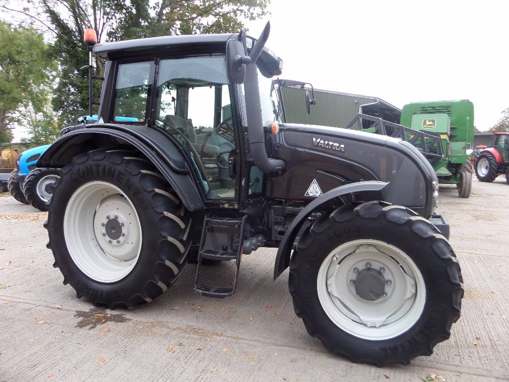Tractor Valtra N101 din 2014, 110 CP, 3120 ore, Pret 35.300 Euro