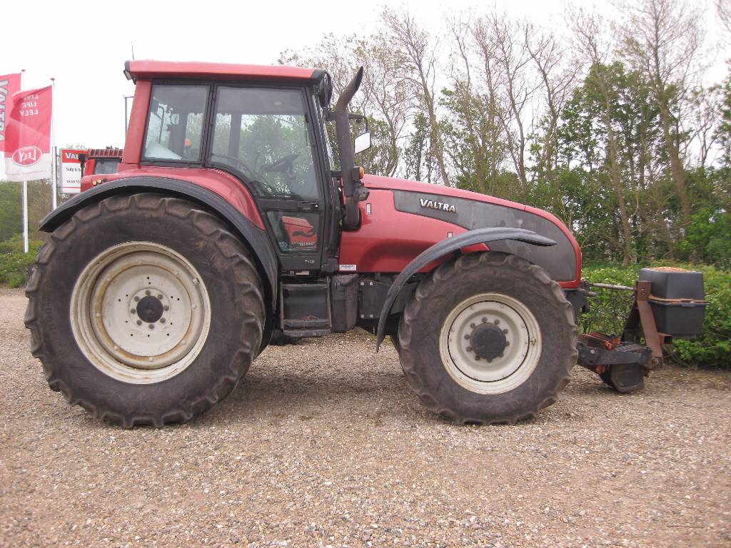 Valtra T190 TwinTrac - Year of manufacture: 2006 - Tractors - ID ...