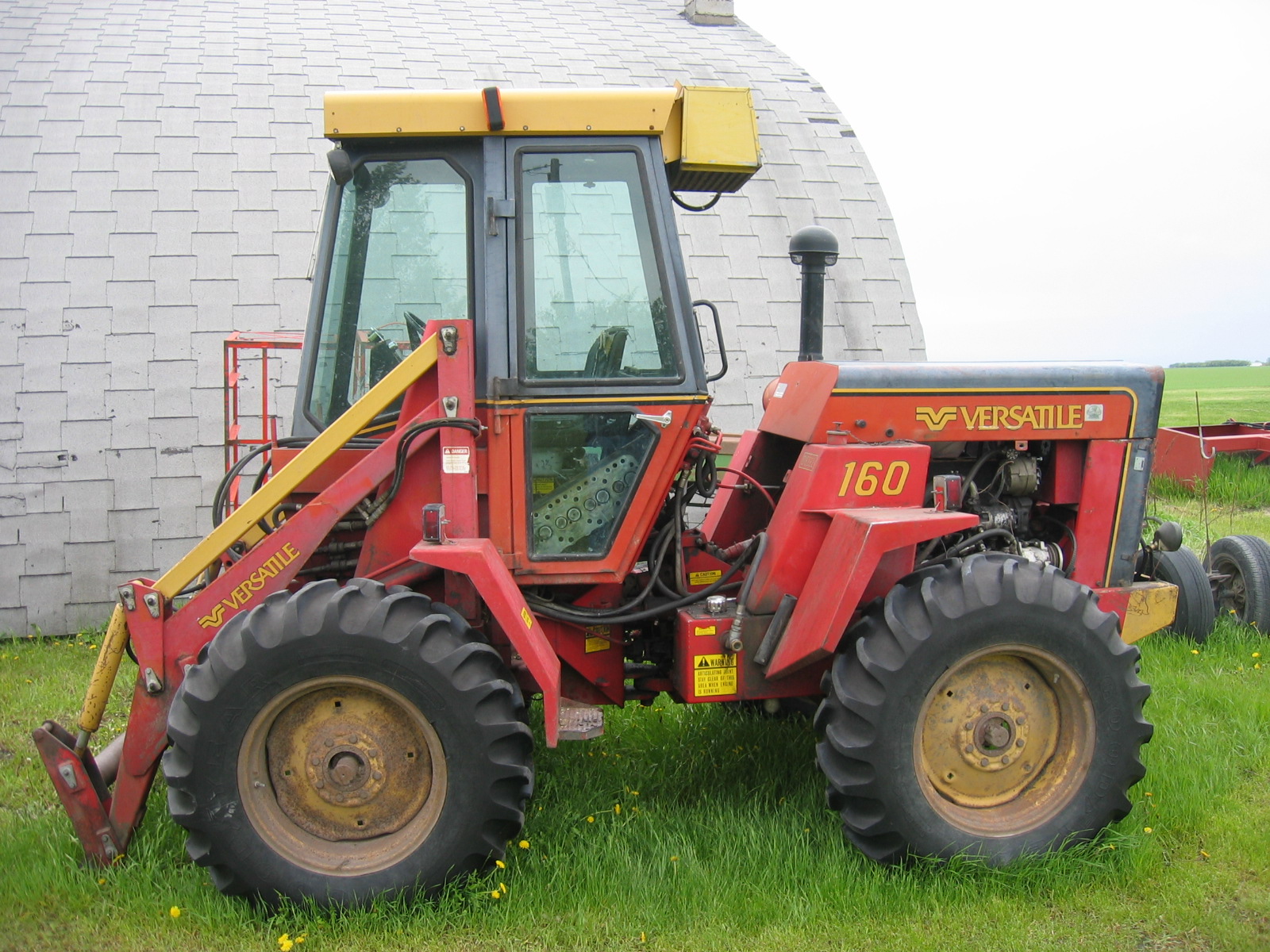 Versatile 160 Tractor