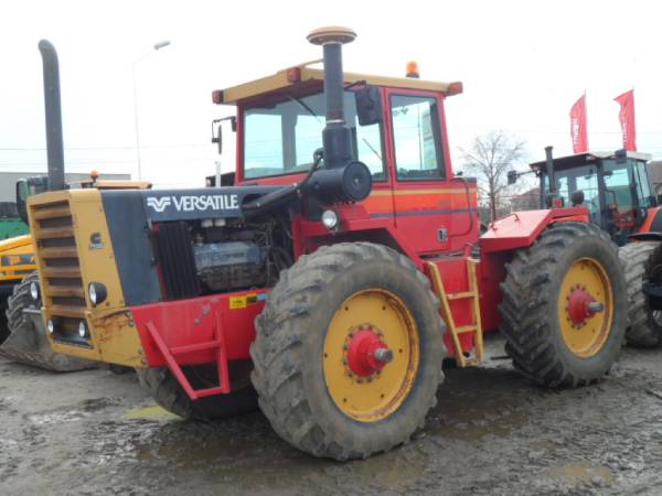 Used Versatile 250 tractors Year: 1988 Price: $17,117 for sale ...