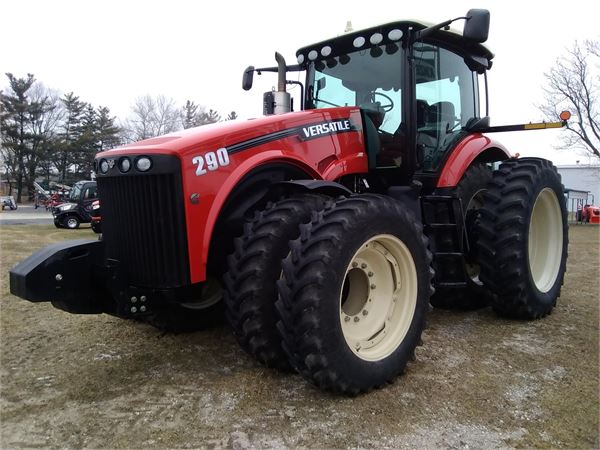 Versatile 290, Hinta: 150 770 €, Vuosimalli: 2013 - Traktorit ...