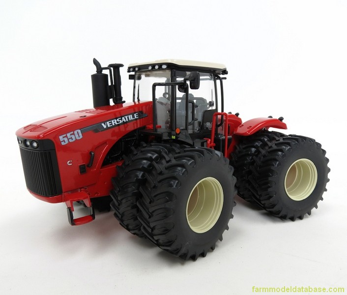 Versatile 550 (8 wheels) 'Introductory Edition' - farmmodeldatabase ...