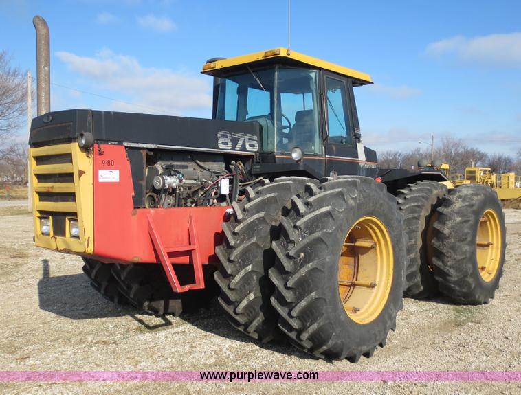 Versatile 876 4WD tractor | no-reserve auction on Wednesday, March 27 ...