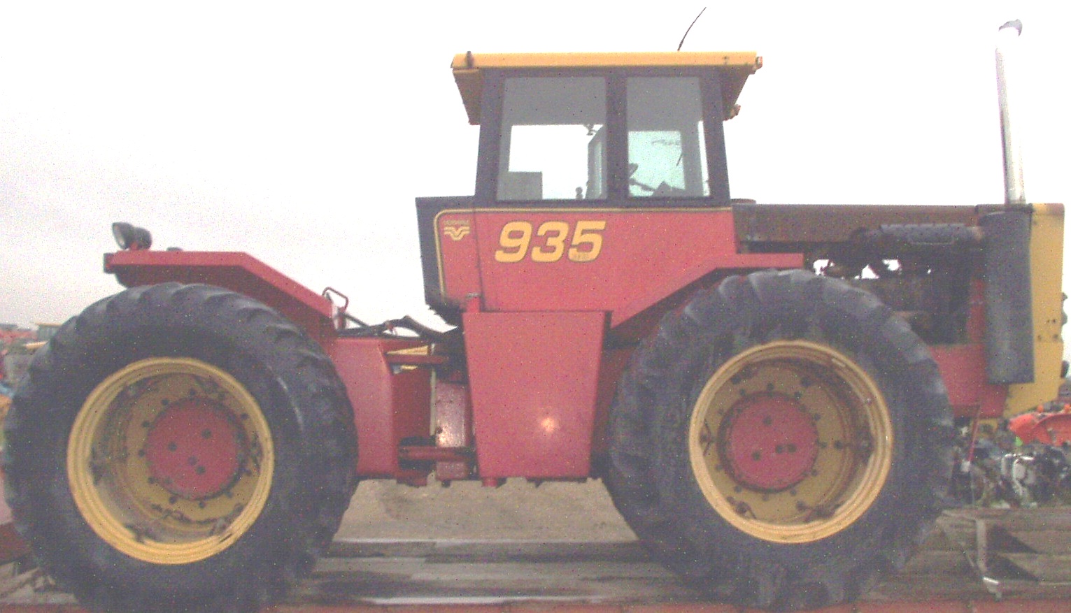 935 Versatile Tractors