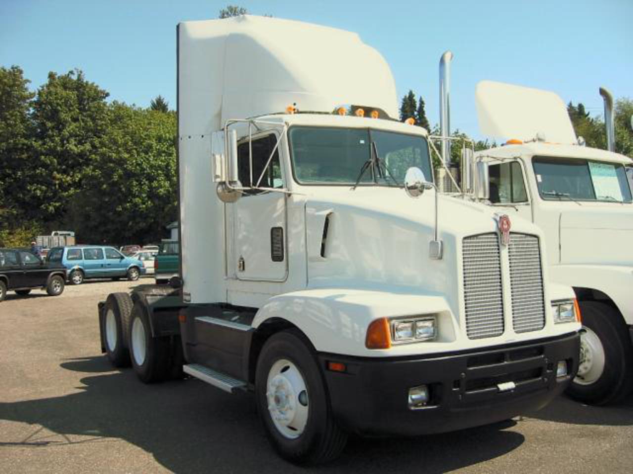 Kenworth - T400 (Commercial vehicles) - history, photos, PDF broshures