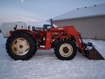 White 1370 FWA Tractor