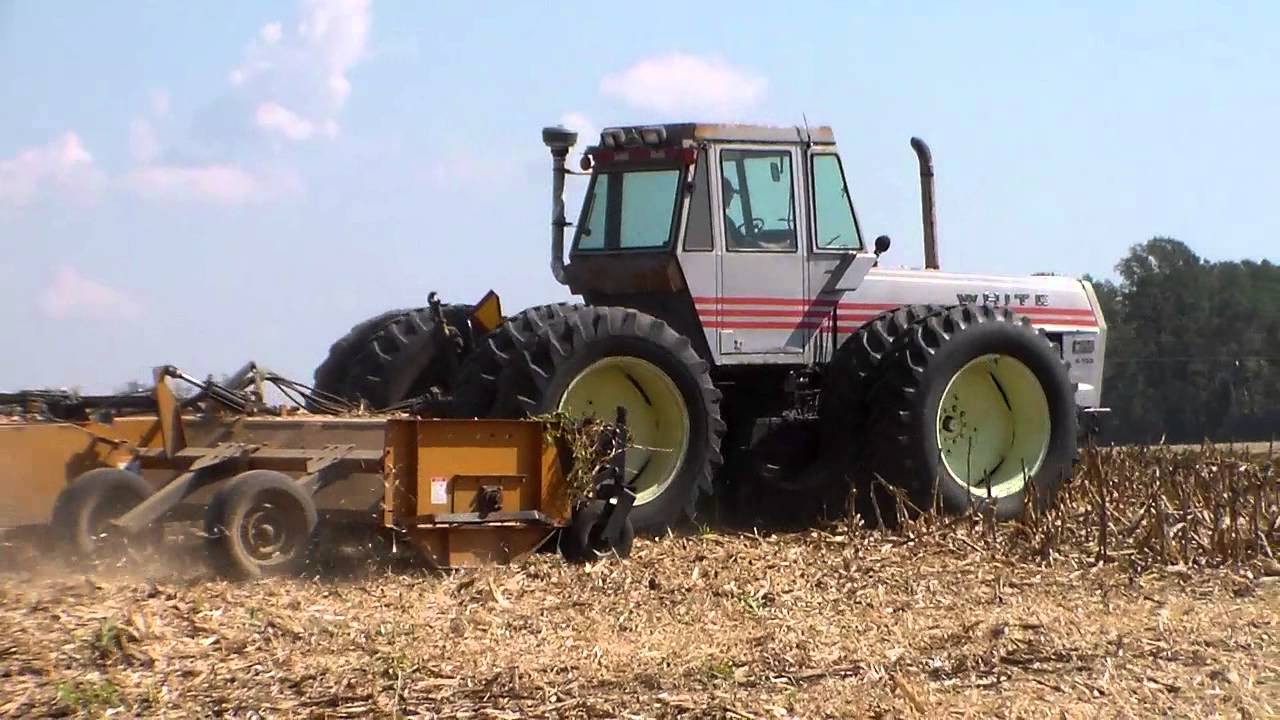 White 4-150 Field Boss with Alloway Chopper - YouTube