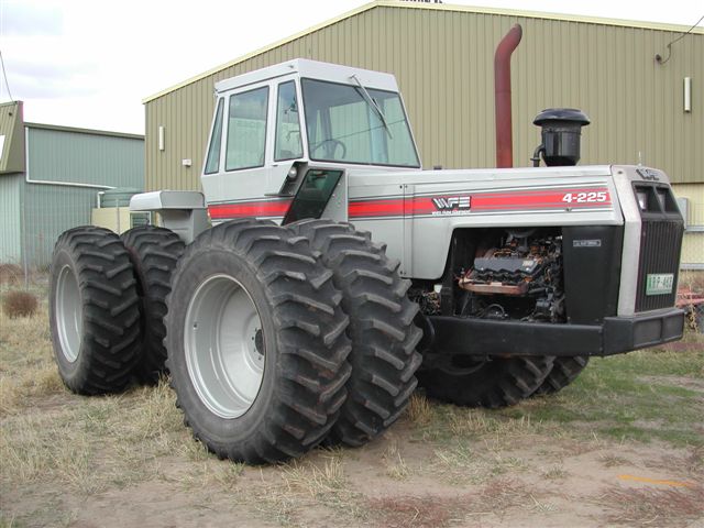 white tractor 4 225 artic 20 8 x 38 duals 260hp 18 speed transmission ...