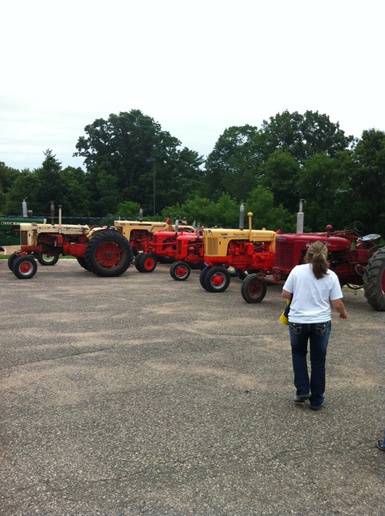 WI Tractor ride - Yesterday's Tractors