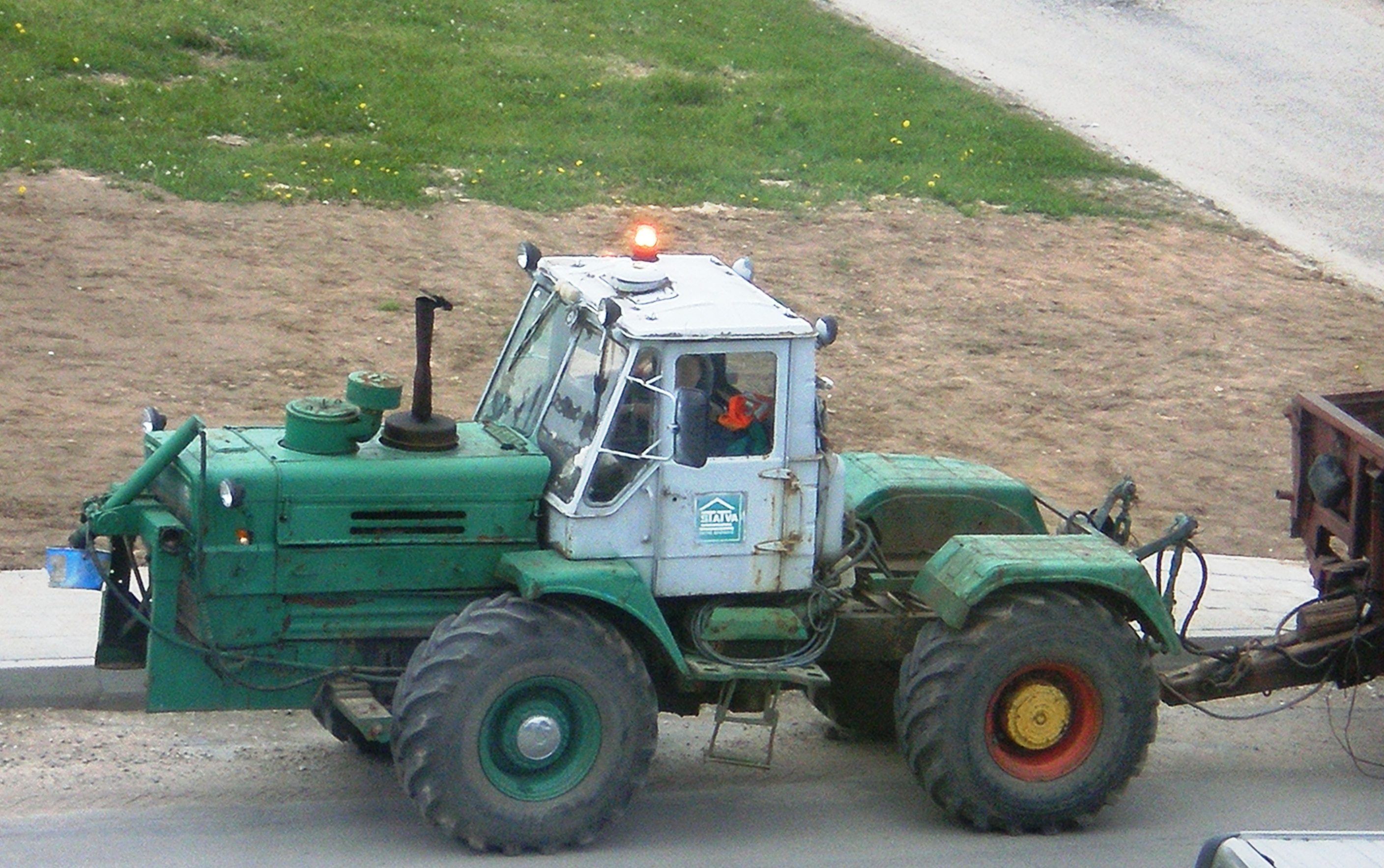 File:Traktorius T150.JPG - Wikimedia Commons