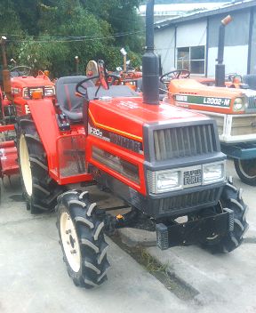 Kansai Tractor Trading Co., Ltd exports used Yanmar tractors