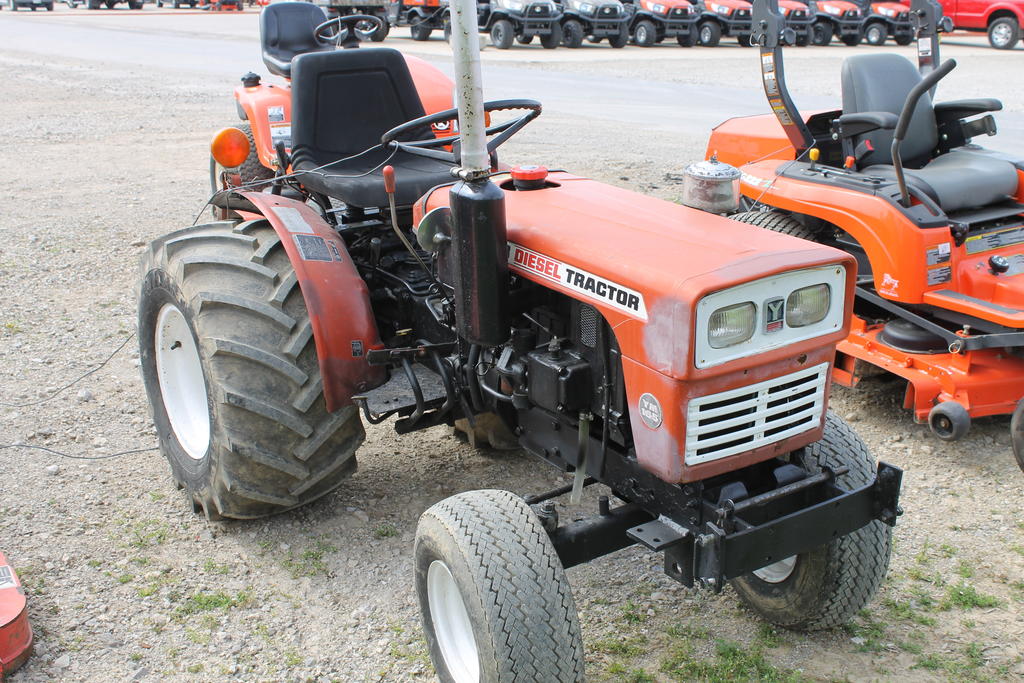 Yanmar YM 165 Yanmar YM165 Compact Tractor - Ricer Equipment, Inc.