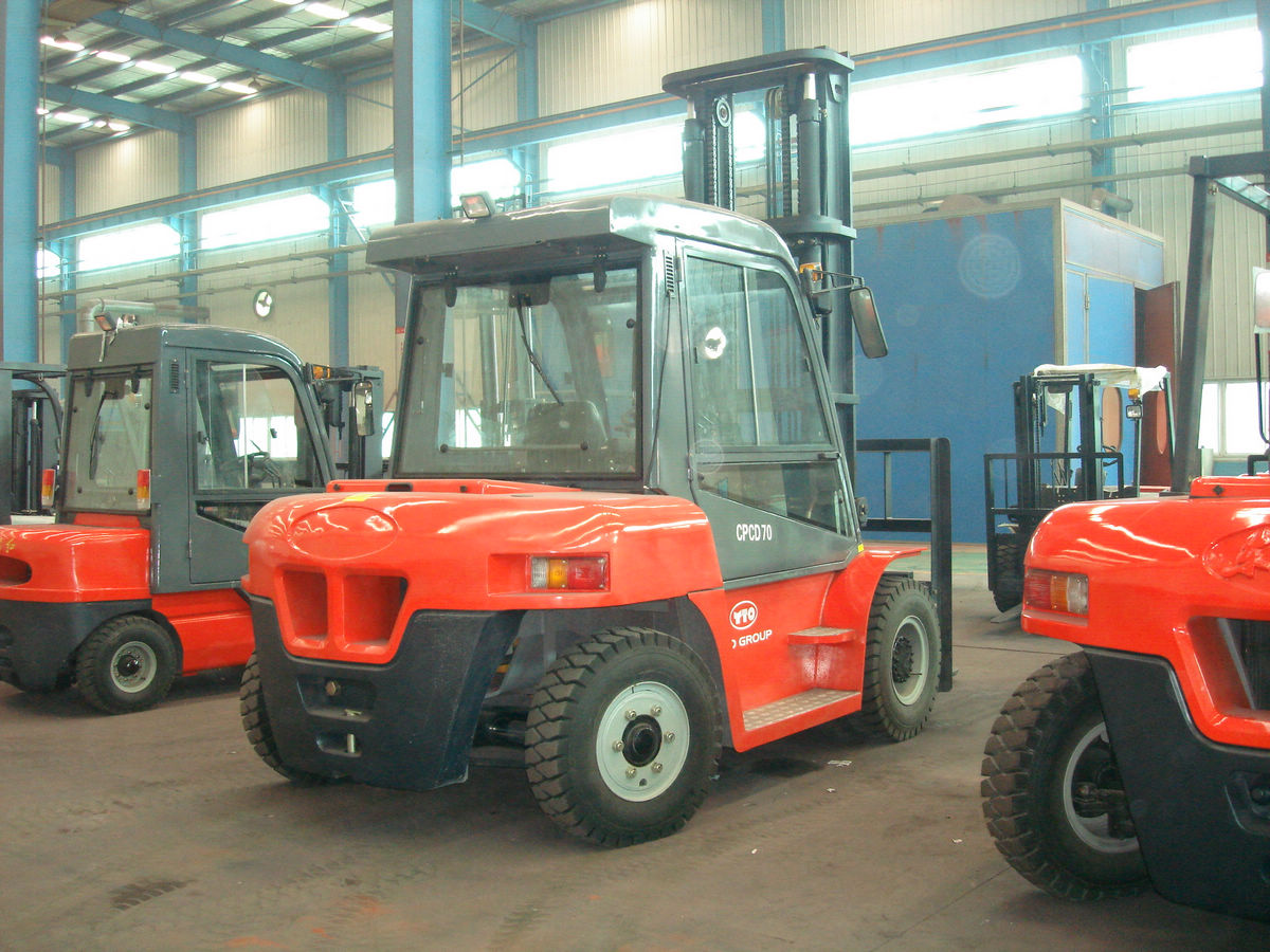China Yto Cpcd70 7 Ton Diesel Forklift Photos & Pictures - Made-in ...