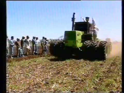 Tractores Zanello 700 Doce ruedas ExpoChacra 1996 - YouTube