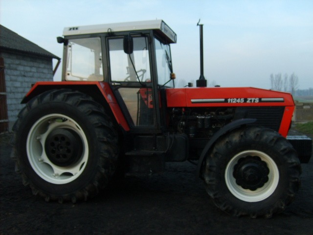Ciągnik rolniczy Zetor 11245