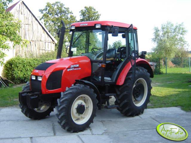 ... Traktory Zetor / ZTS > Zetor 8540 - 10540 / P... > Zetor Proxima 6441