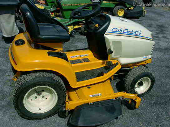 2000 Cub Cadet 2206 Lawn & Garden and Commercial Mowing - John Deere ...
