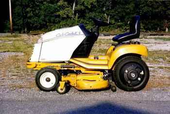 Used Farm Tractors for Sale: Cub Cadet 3204 (2010-03-24) - TractorShed ...