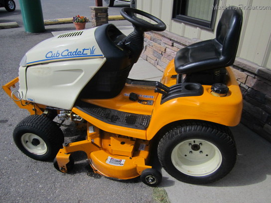 2003 Cub Cadet 3204 Lawn & Garden and Commercial Mowing - John Deere ...