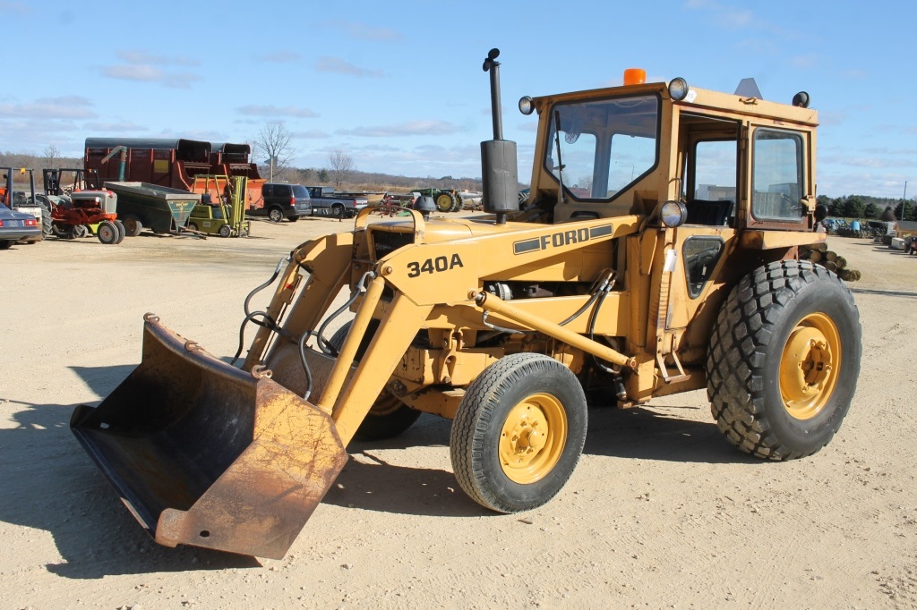 FORD 340A INDUSTRIAL LOADER TRACTOR .'